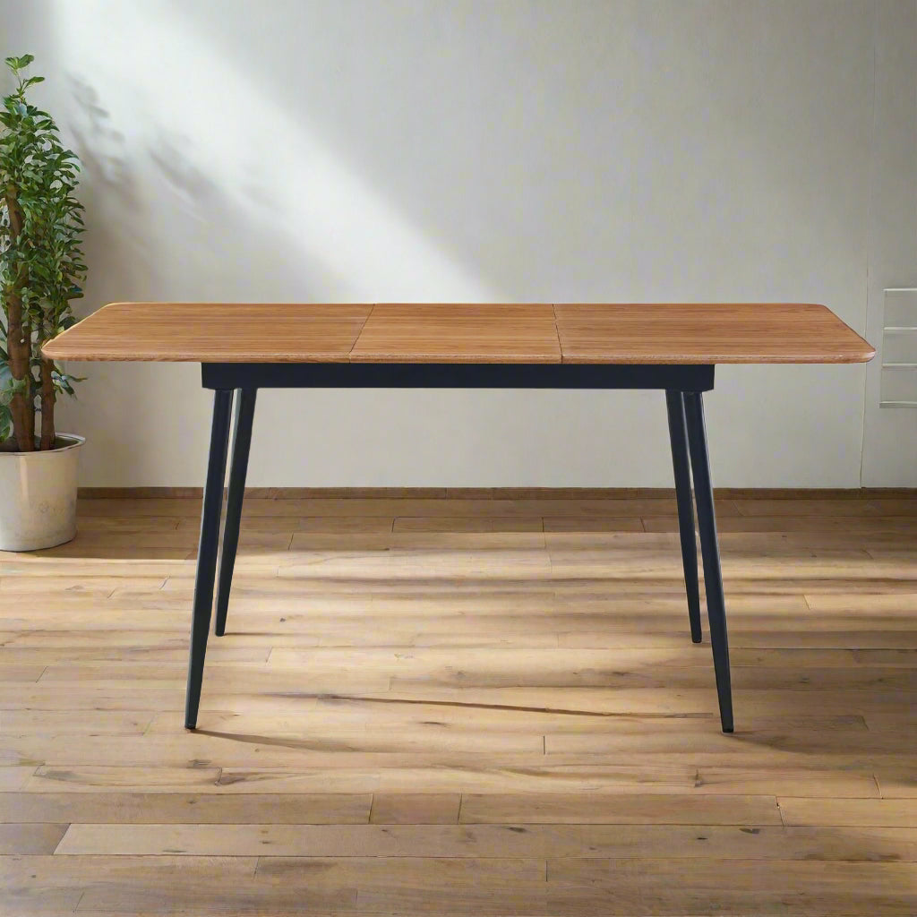 Magnus Extendable Dining Table in Wood Veneer & Metal Legs